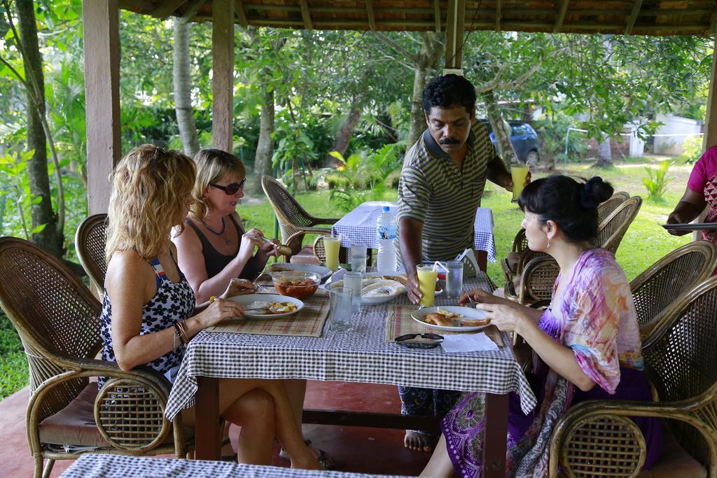 Lovedale Lakeside Homestay Alappuzha Екстер'єр фото